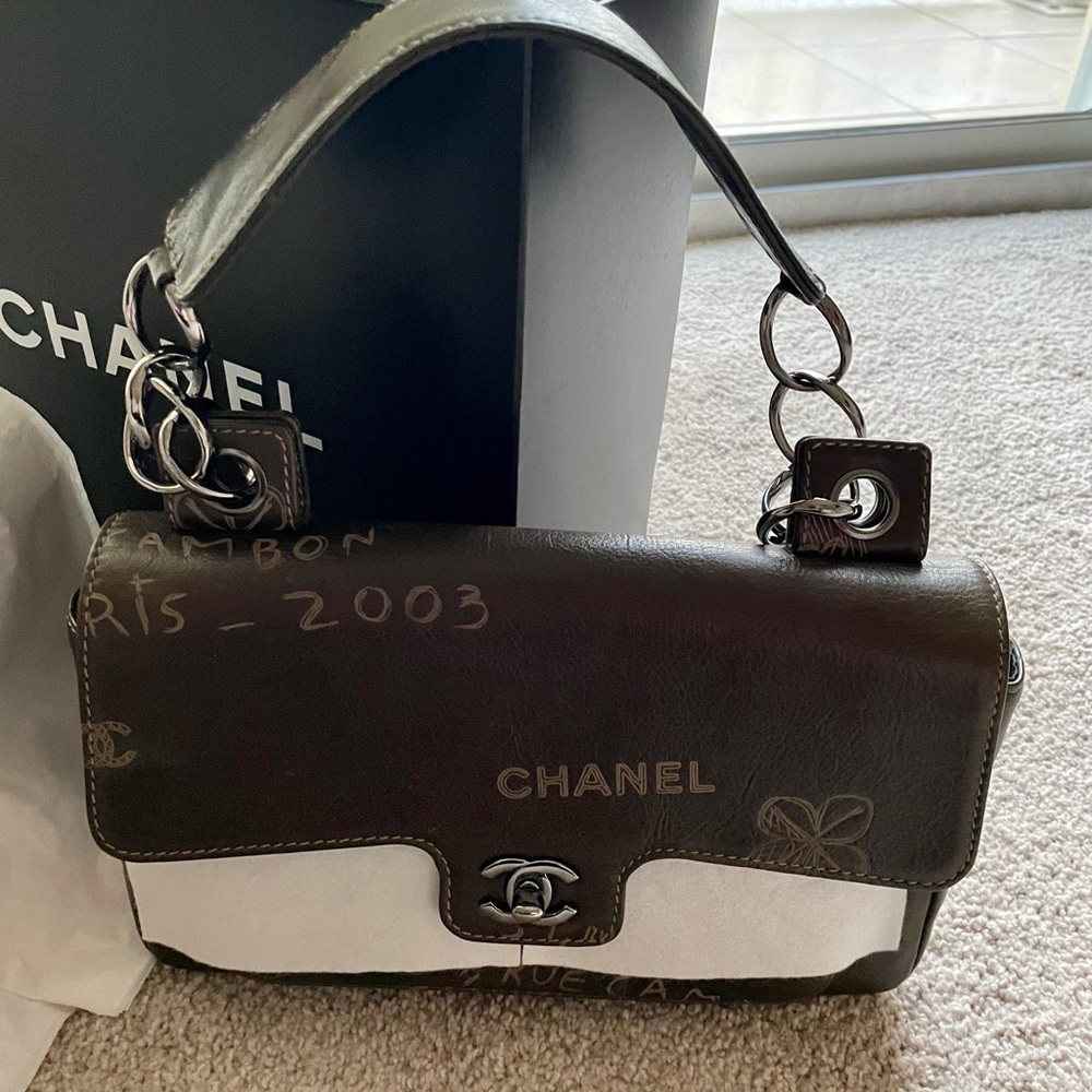 Chanel Mademoiselle Graffiti Flap coco handbag - Picture 12 of 14